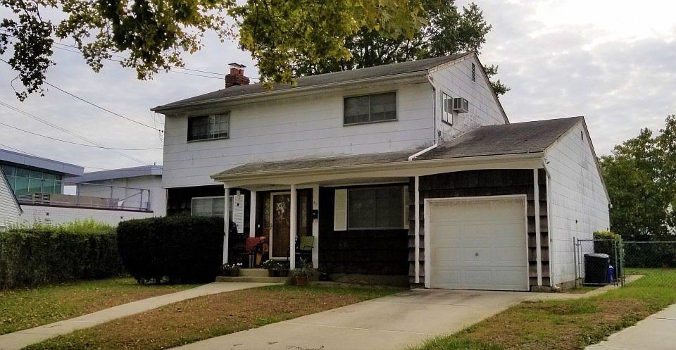 1st image of 60 Bauer Ave