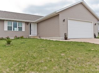 6625 Ohio St SW, Cedar Rapids, IA 52404