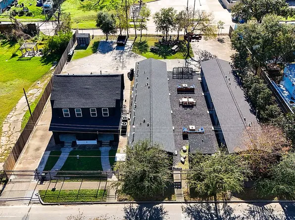 4948 Polk St, Houston, TX 77023