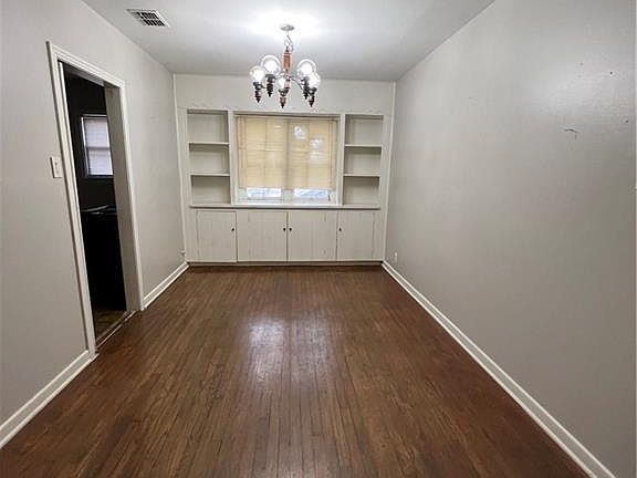 3rd image of 321 Rosebud Ave #1