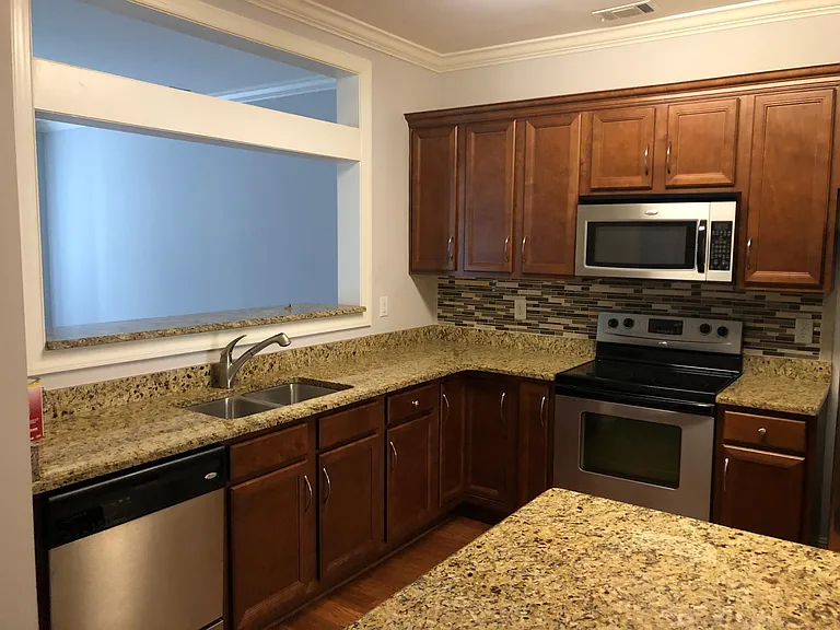 303 Criddle St #108 — Photo 4
