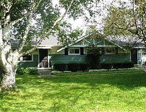1st image of 1755 Southside Dr
