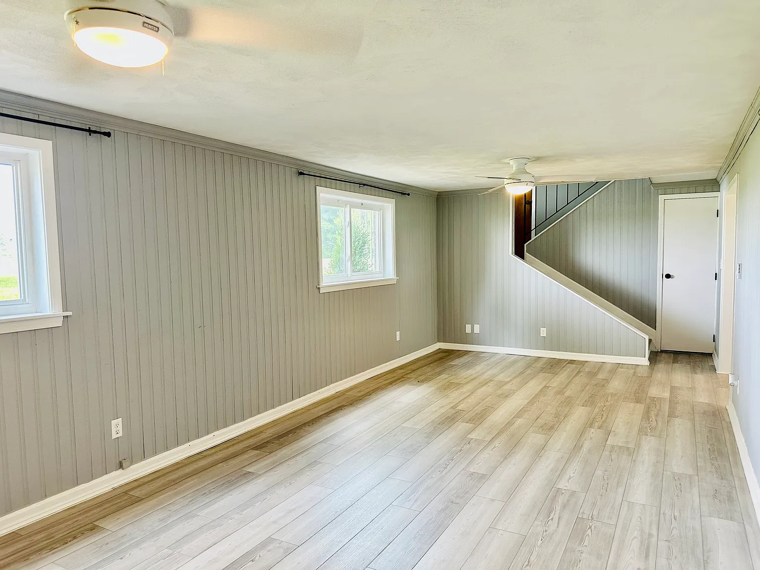 3 bed, 1.5 bath, 1700 sqft, $1,700 — Photo 2