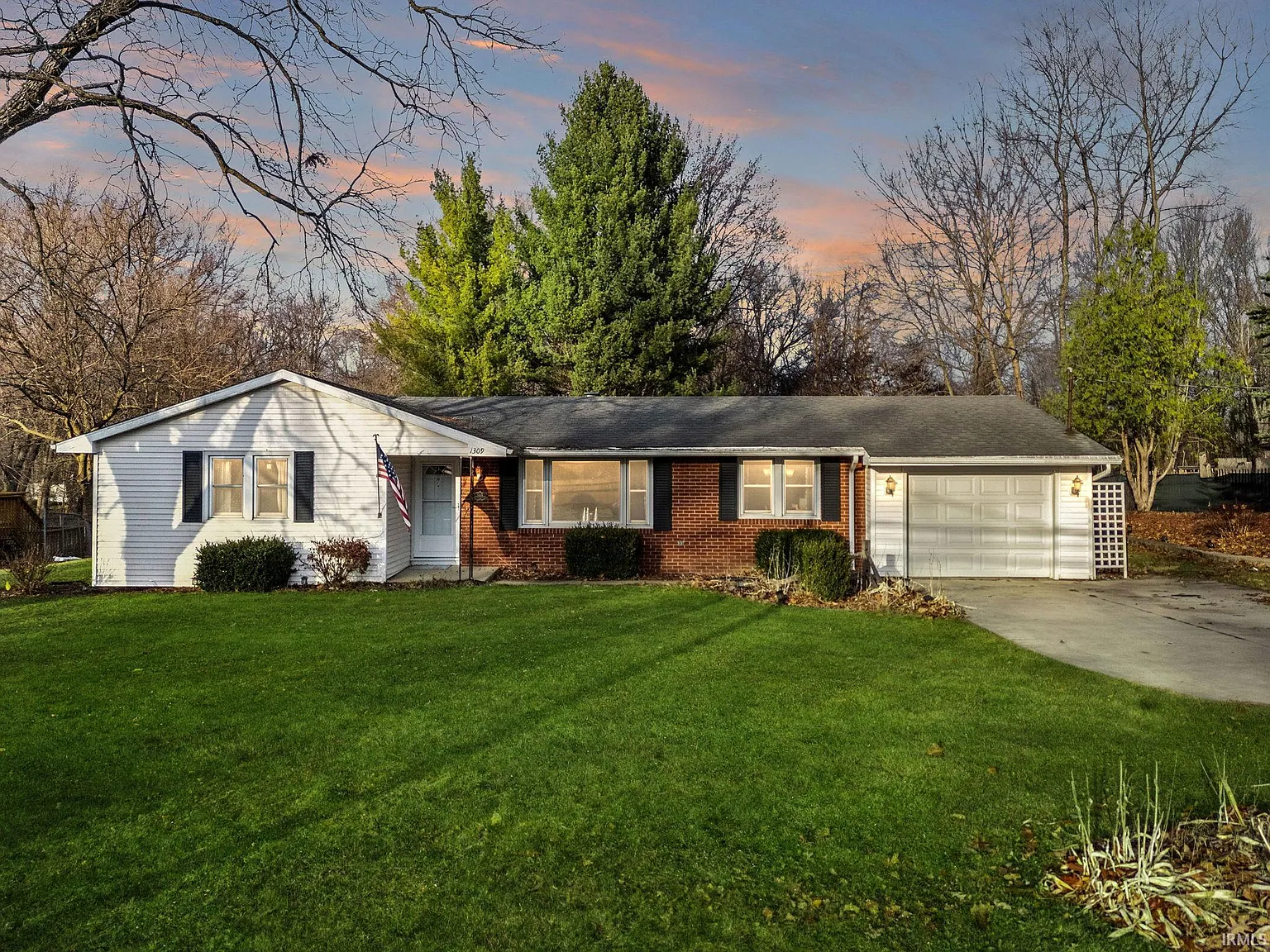 1309 Wooster Rd photo 1