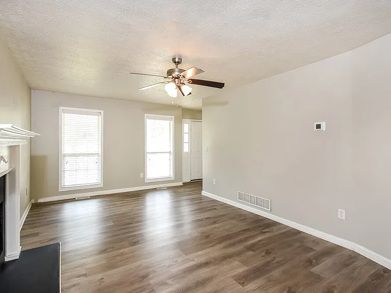 2580 Candler Way SW — Photo 10