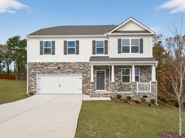 152 Charlies Bend Way, Spring Lake, NC 28390