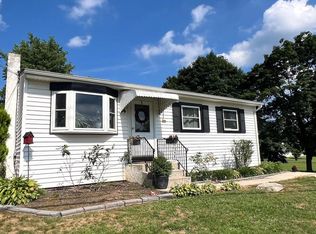 54 Morningside Rd, Elverson, PA 19520