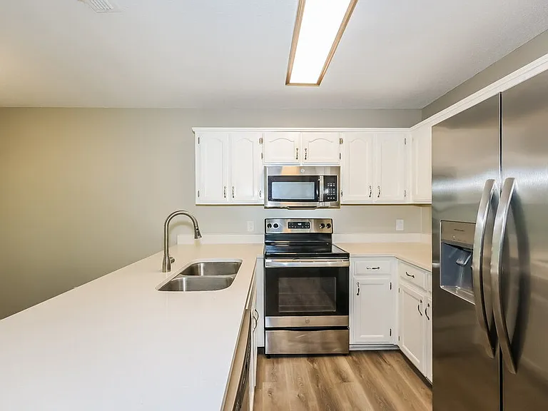 309 Cedar Park Cir — Photo 10
