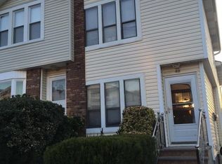 48 Hewitt Ave, Staten Island, NY 10301