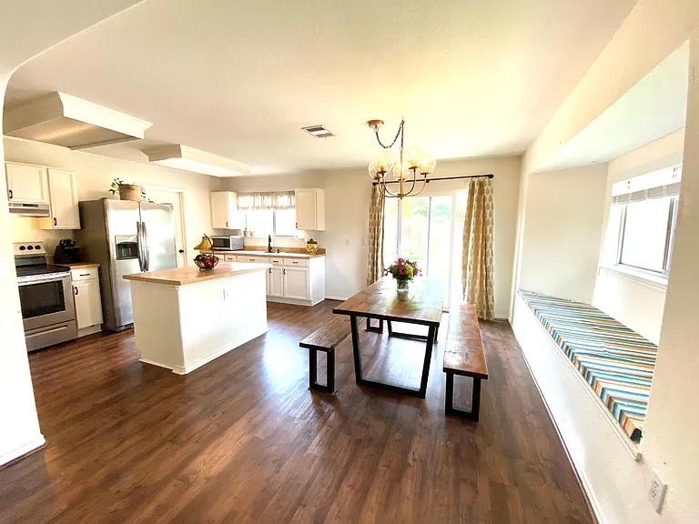 5302 Towser Ct — Photo 3