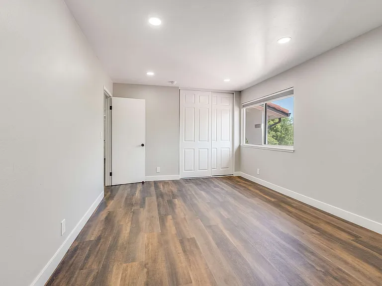 3147 Shriver Dr — Photo 24