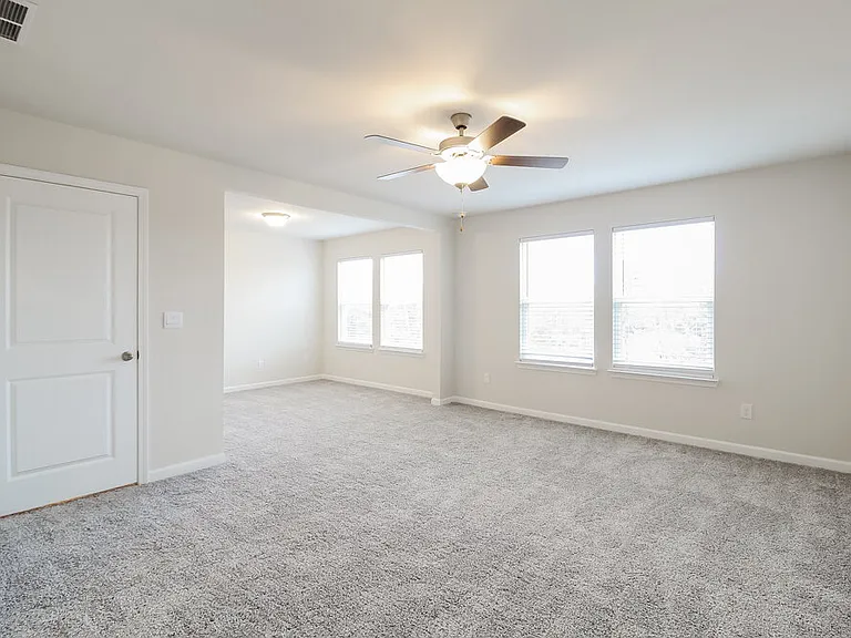892 Milo Bay St — Photo 9
