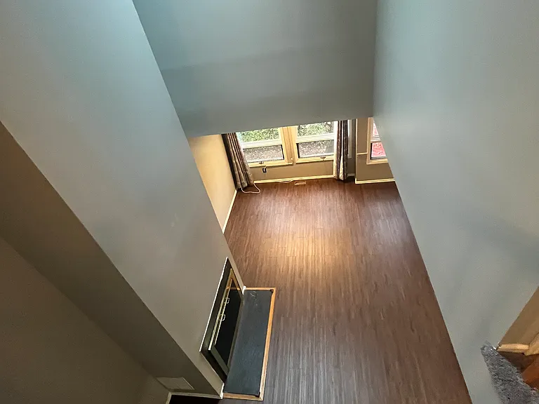 83 Bond St — Photo 13