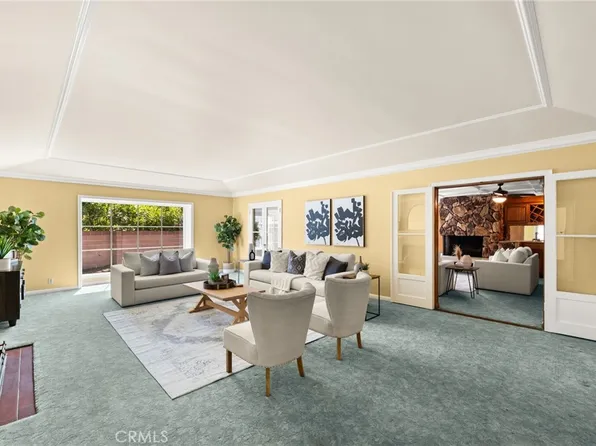 9570 Gallatin Rd, Downey, CA 90240