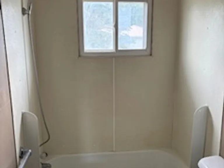 225 Miriam Dr #B — Photo 2