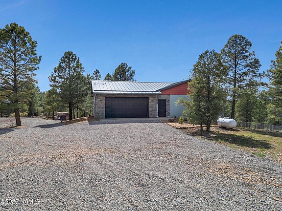 2nd image of 1290 S Herold Ranch Rd