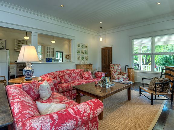 Comfortable Living Area