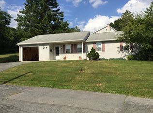 3401 Laurel St, Laureldale, PA 19605