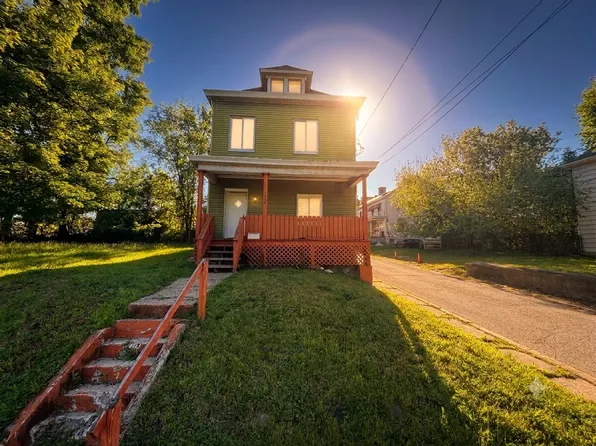 3620 Grenada St, Pittsburgh, PA 15212