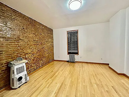 Rented by Ideal Properties Group | media 7