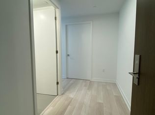 39 Roehampton Ave #2001, Toronto, ON M4P0G1