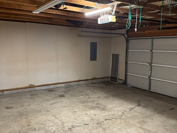 Double car garage
