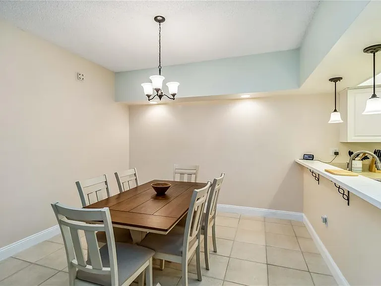 5734 Ashton Lake Dr #7 — Photo 9