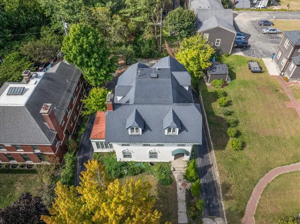 21 Gay Ave SE, Grand Rapids, MI 49503