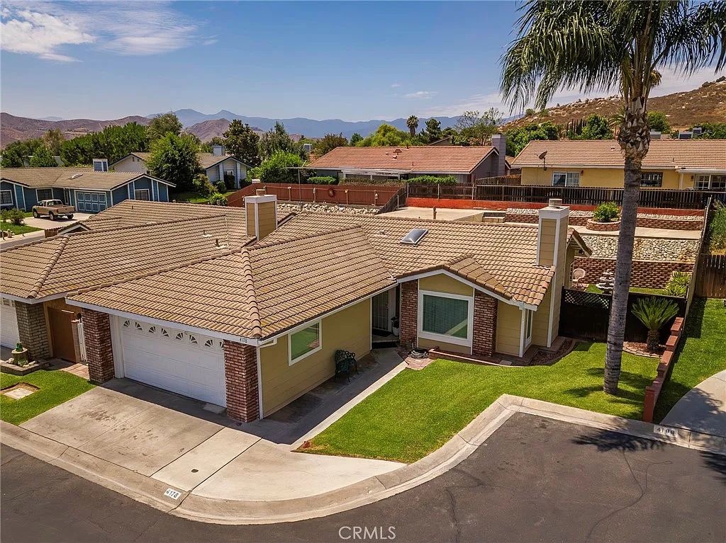 4178 Kona Pl photo 1