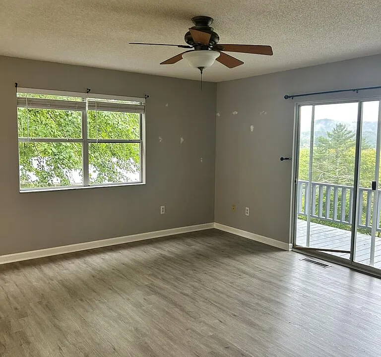 281A Cherrywood Cir