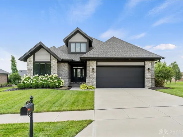 1391 Highland Ln S, Xenia, OH 45385