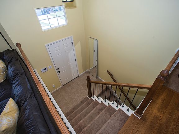 3rd image of 2124 Alder St