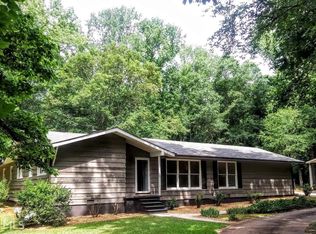 188 Morris Dr, Fayetteville, GA 30215