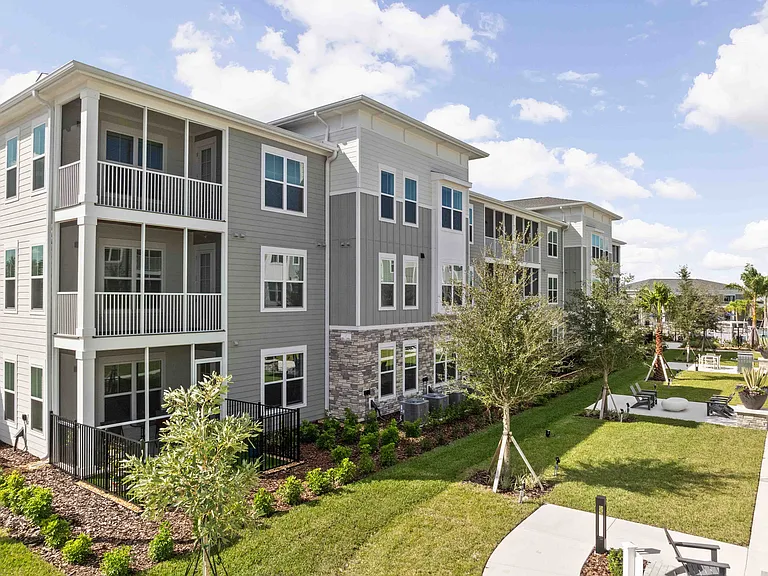 Verity Luxury Apartments — Photo 32