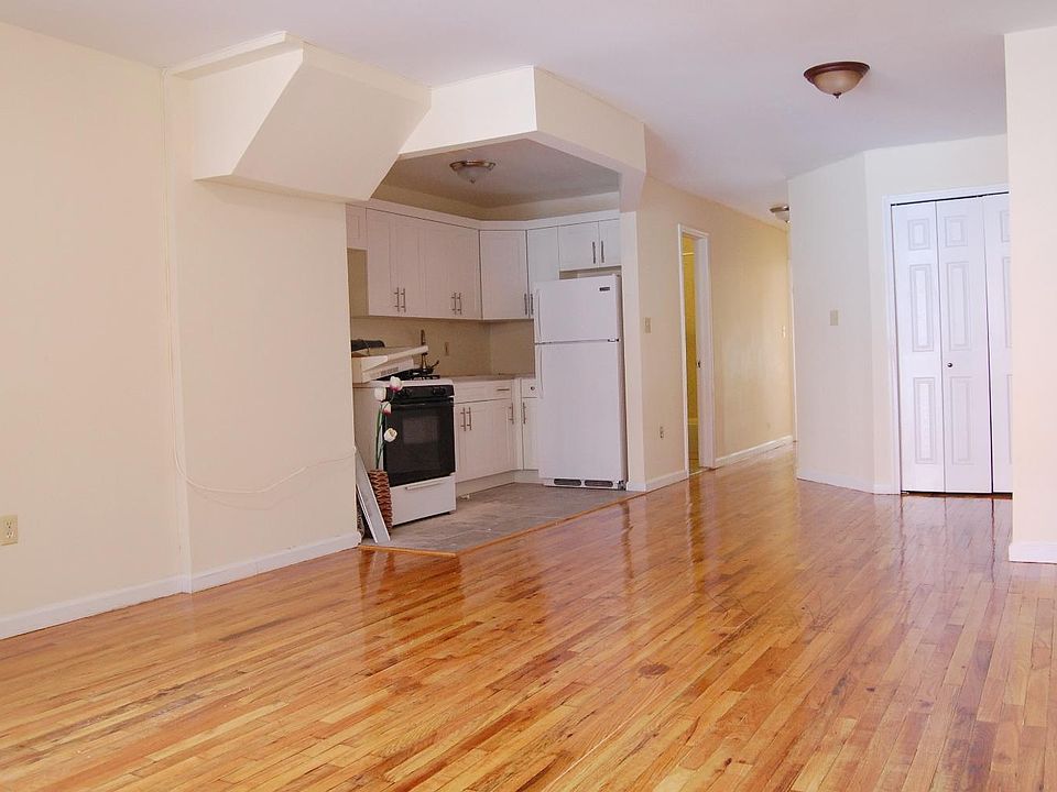 2nd image of 227A Malcolm X Blvd #1