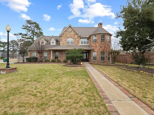 6305 Meadow Mist St, Orange, TX 77632