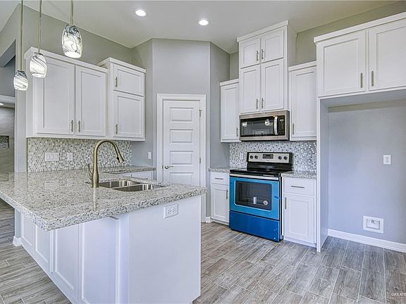 2nd image of 1116 Grandeur Dr
