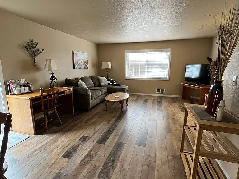 2121 N Eldorado Ave #4 — Photo 1