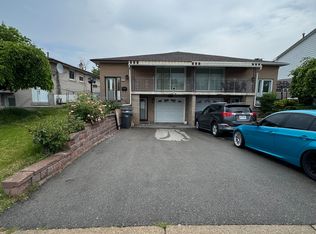 3032 Morning Star Dr, Mississauga, ON L4T1X2