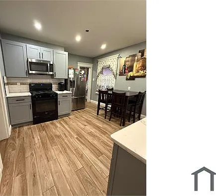 57 Petrie St — Photo 3
