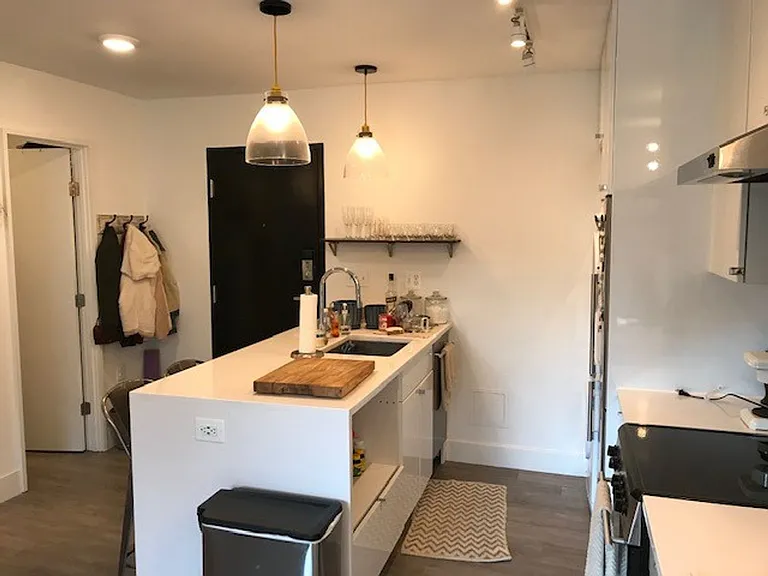 1881 3rd St NW — Photo 6