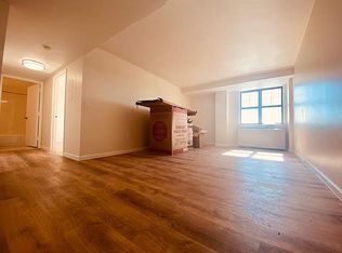 153-01 76th Rd #905, Flushing, NY 11367