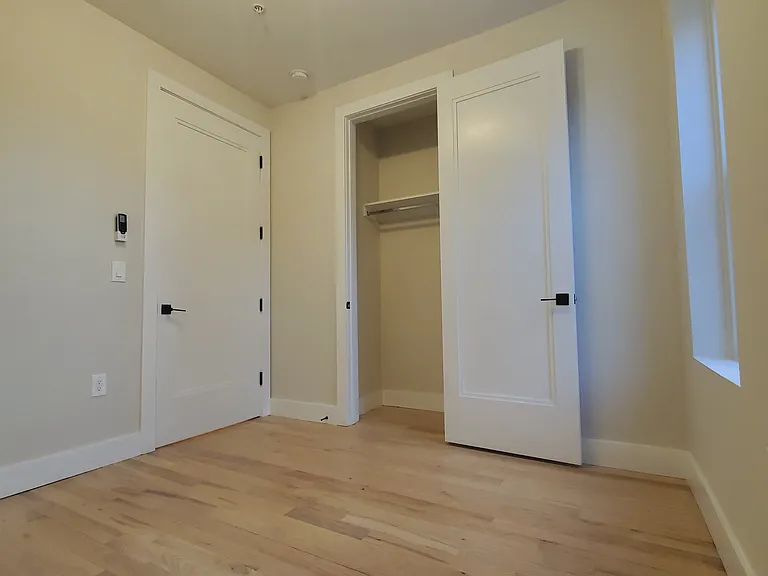 108 Lembeck Ave #1A — Photo 3