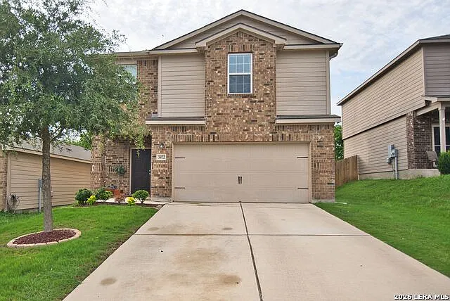 4 bed, 2.5 bath, 2347 sqft, $1,895 — Photo 1