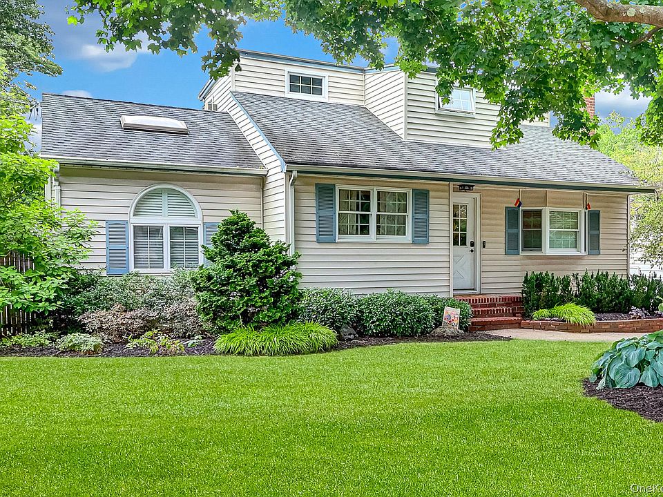 1st image of 27 McGaw Avenue
