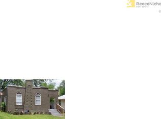 1500 NE 77th St, Gladstone, MO 64118