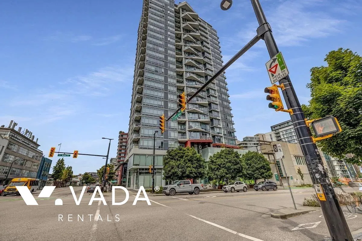 1775 Quebec St #1209 photo 1