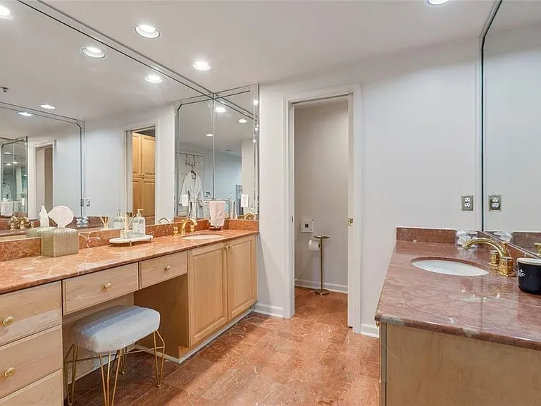 3636 Habersham Rd NW #2404 — Photo 31
