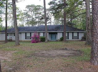 25459 S Choctaw Dr, Franklinton, LA 70438