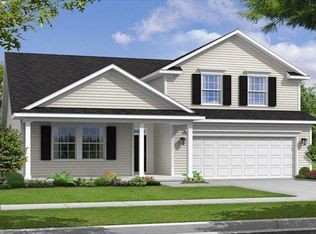 475 Whispering Breeze Ln, Summerville, SC 29483